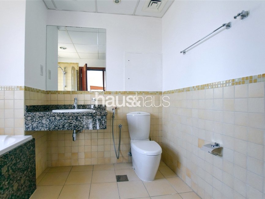 2 Bedroom Apartment for sale in Shams 2 - view - 10