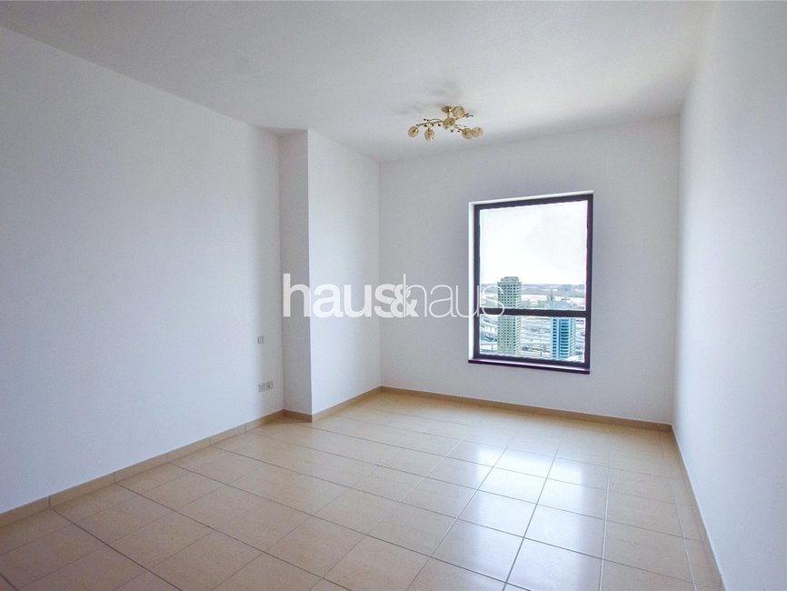 2 Bedroom Apartment for sale in Shams 2 - view - 8
