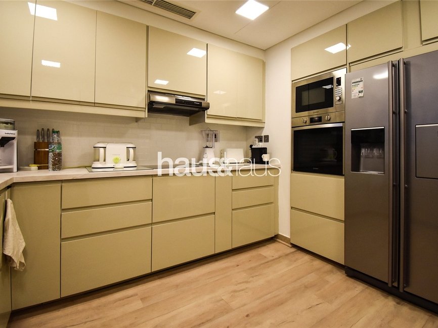 3 Bedroom Apartment for sale in Marina Residences 1 - view - 6
