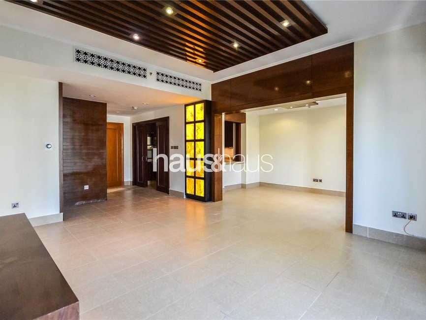 Furnished 2 Bedroom Apartment For Rent In Dubai 2 Bedroom Apartment to rent in Old Town, Dubai | haus & haus