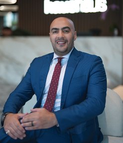 Elamir Adnan Palm Jumeirah Consultant