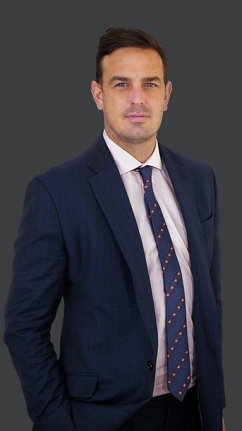 Simon Baker