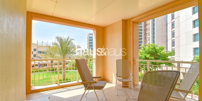 Mosela Waterside Residences, The Views, Dubai