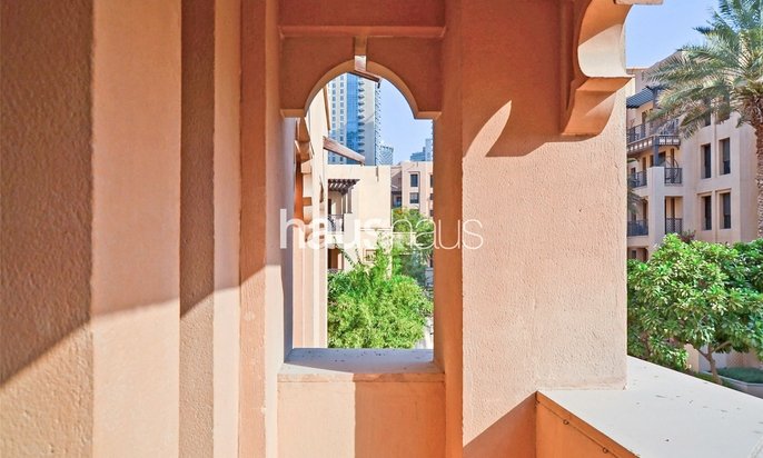 property leasing Old Town