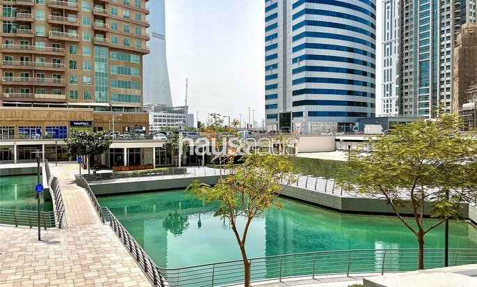 property leasing Jumeirah Lake Towers