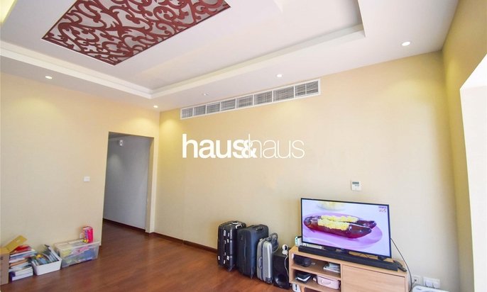 property leasing The Springs