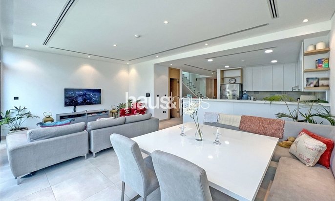 property sales Jumeirah Golf Estates