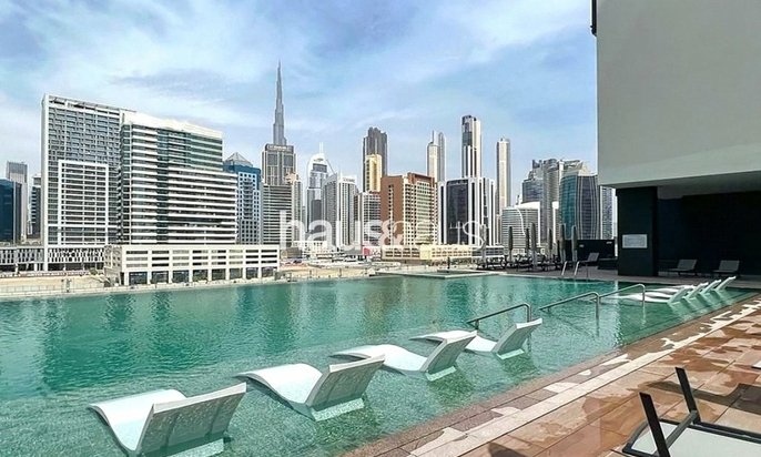 property sales Business Bay