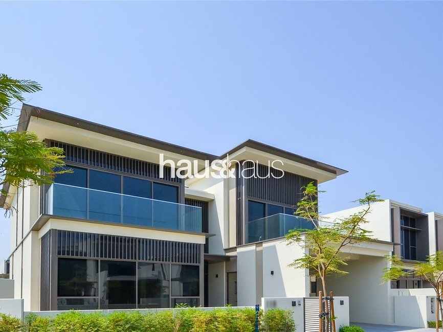 4 Bedroom villa for sale in Golf Place 1 - view - 1