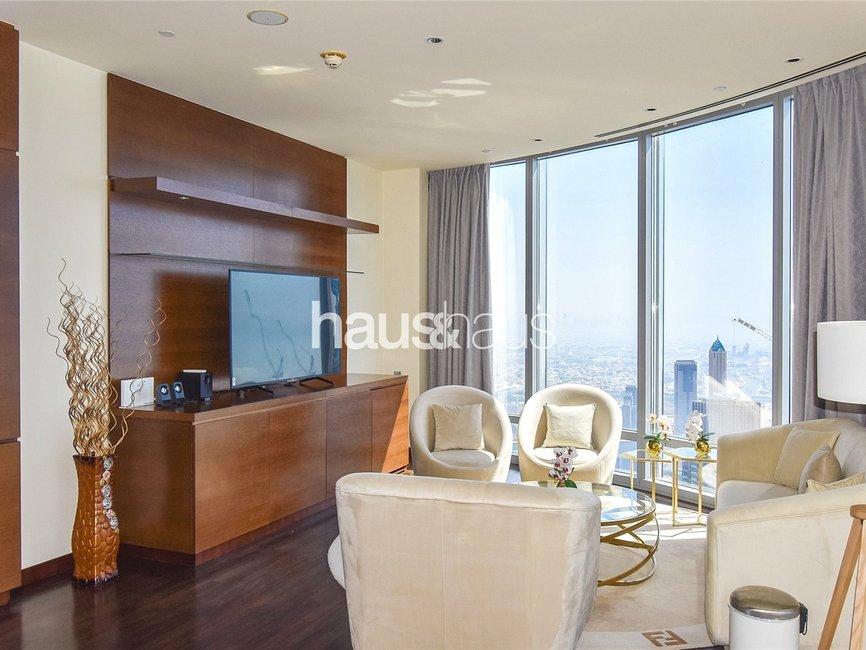 3 Bedroom Apartment for rent in Burj Khalifa - view - 3
