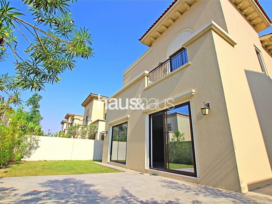 3 Bedroom villa for rent in Palma - view - 1