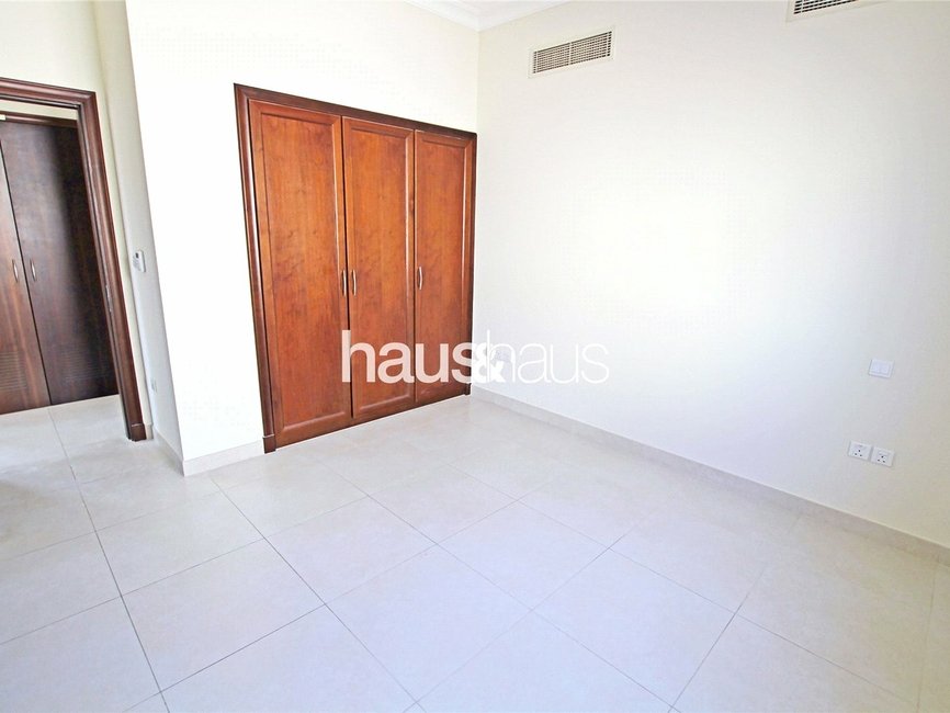 3 Bedroom villa for rent in Palma - view - 3