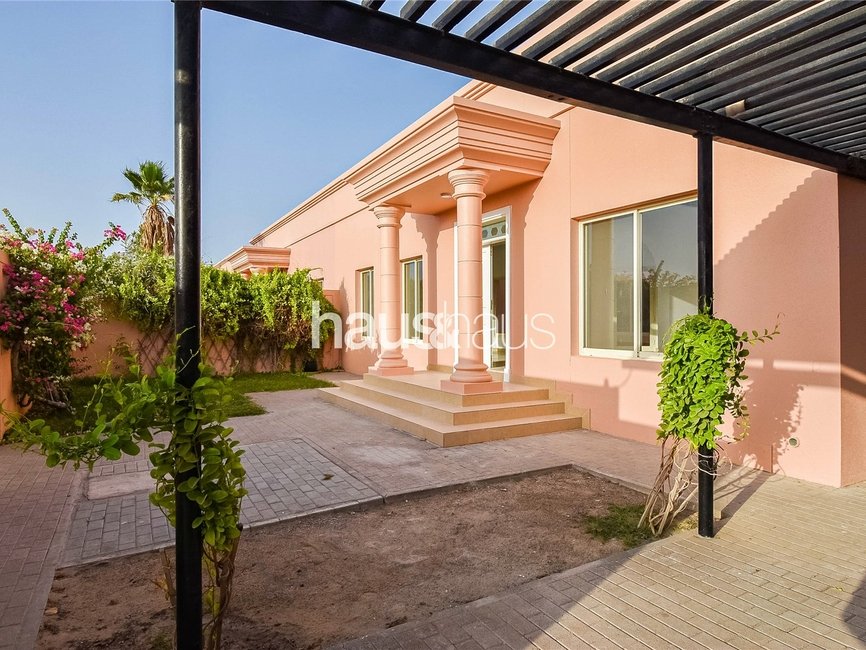3 Bedroom Villa for rent in Umm Suqeim 3 Villas - view - 2