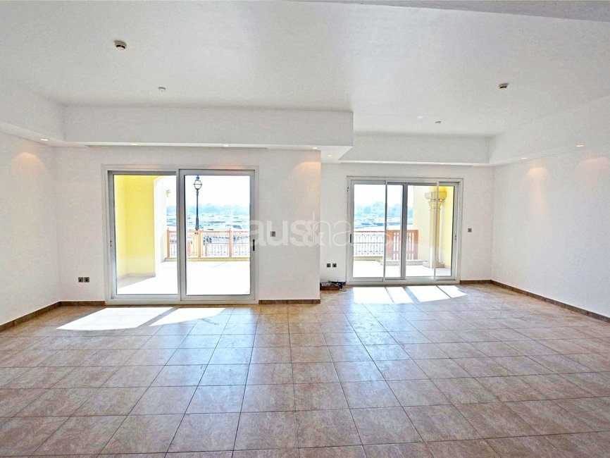 2 Bedroom townhouse for sale in Marina Residences 2 - view - 3