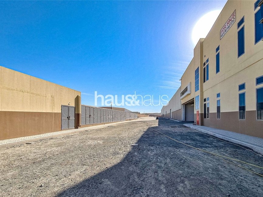 warehouse for sale in Jebel Ali - JAFZA - view - 1