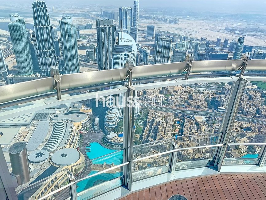 4 Bedroom Apartment for rent in Burj Khalifa - view - 3
