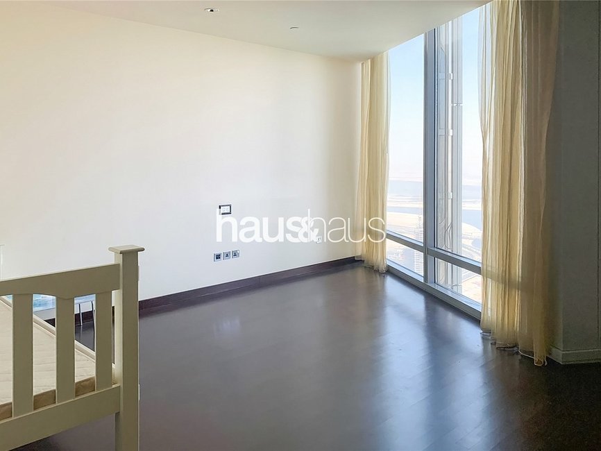 4 Bedroom Apartment for rent in Burj Khalifa - view - 9