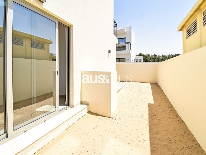 4 Bedroom Townhouse for rent in Camelia 1 - view - 15