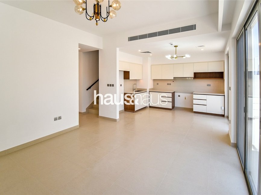 4 Bedroom Townhouse for rent in Camelia 1 - view - 1