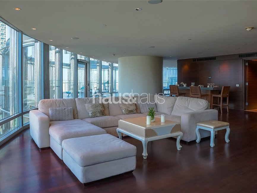 4 Bedroom Apartment for rent in Burj Khalifa - view - 5