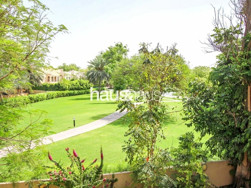 5 Bedroom villa for sale in Hattan 1 - view - 2