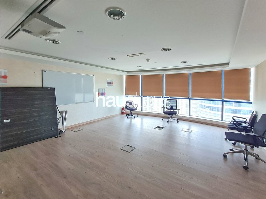 Office Space for sale in Jumeirah Bay X3 - view - 10