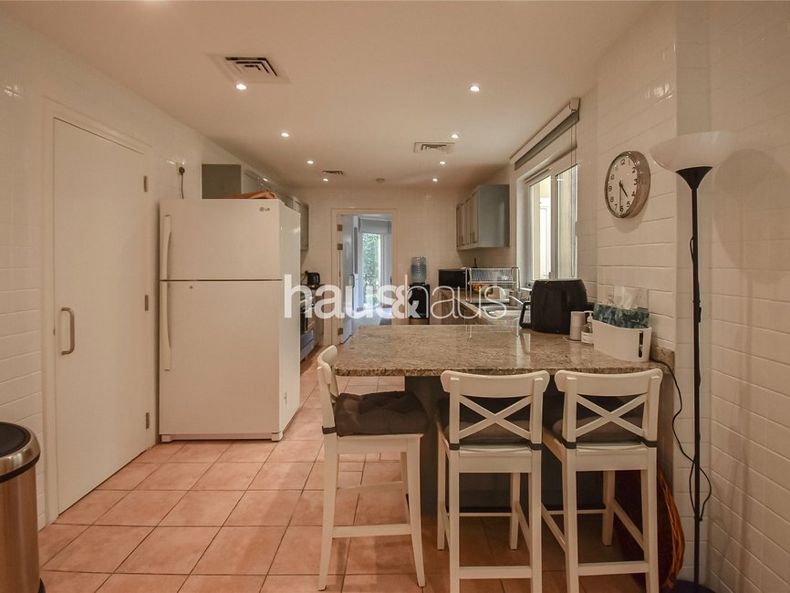 3 Bedroom townhouse for sale in Townhouses Area - view - 16