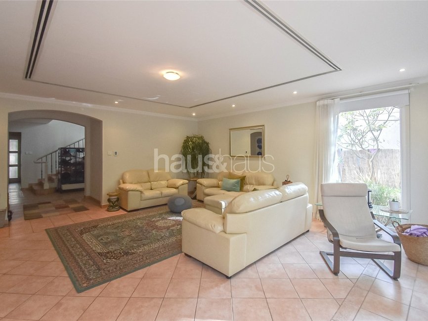 3 Bedroom townhouse for sale in Townhouses Area - view - 14