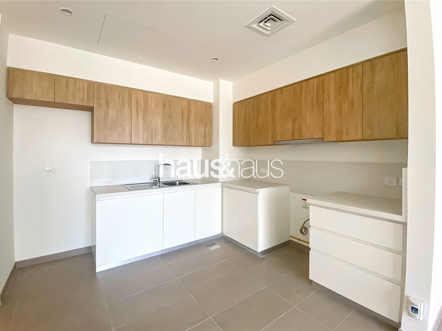 1 Bedroom Apartment for rent in Executive Residences - view - 3
