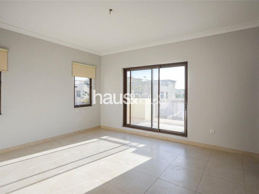 4 Bedroom villa for rent in Palma - view - 8