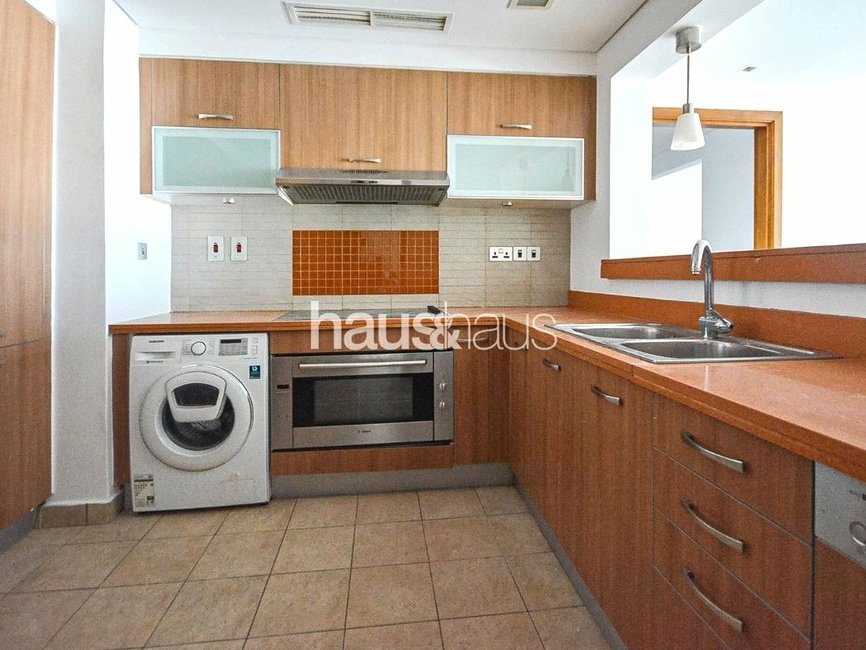 2 Bedroom Apartment for sale in Marina Residences 6 - view - 4