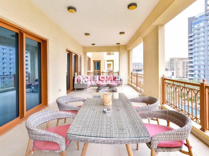 3 Bedroom Apartment for sale in Marina Residences 1 - view - 2