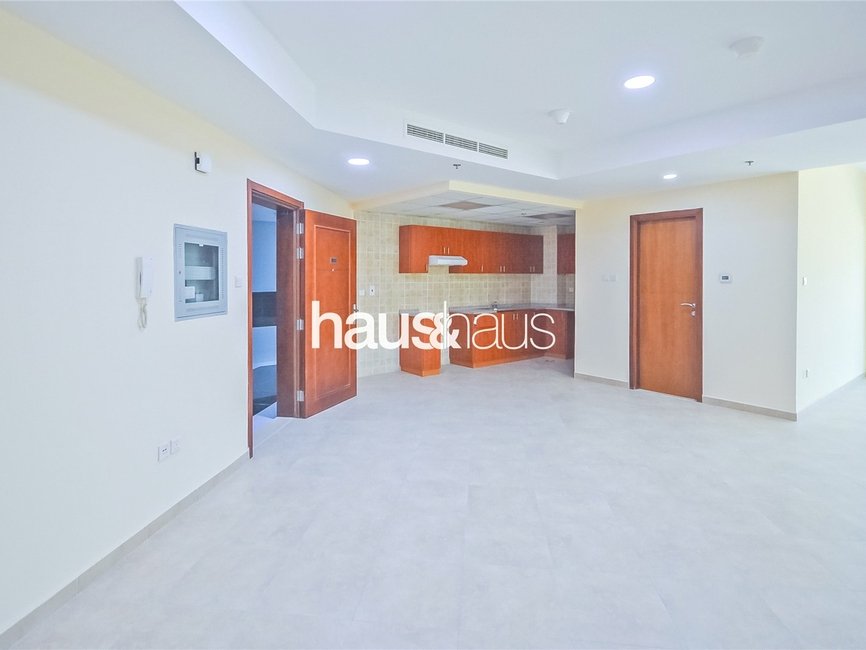 2 Bedroom Apartment for sale in New Dubai Gate 2 - view - 10