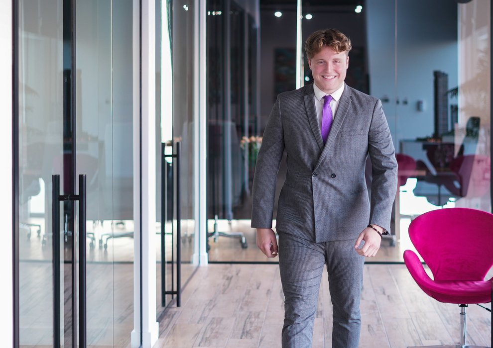 Arron Miller Palm Jumeirah Consultant