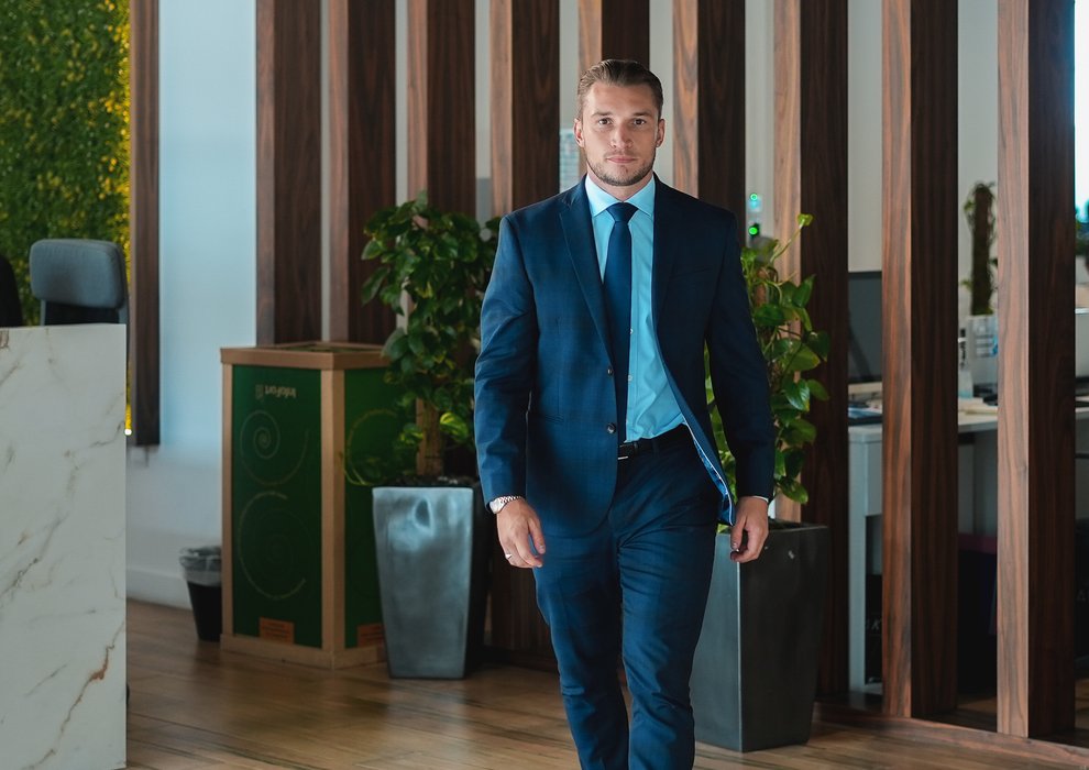 Ben Greenwood Sales Manager — Dubai Hills Estate