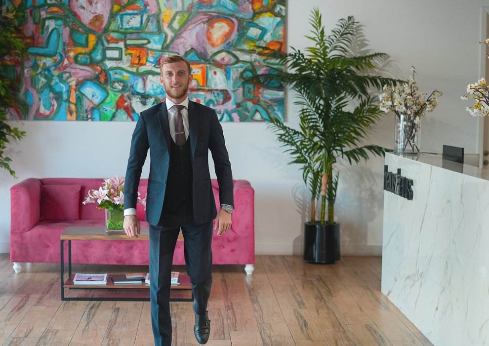 Charlie Shetliffe Victory Heights, Green Community & Jumeirah Golf Estates Consultant